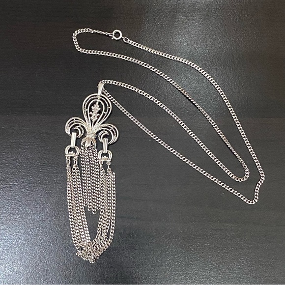 70s SARAH COVENTRY Grecian Silver-tone Fleur De Lis Tassel Draped Chain Necklace - Picture 7 of 14